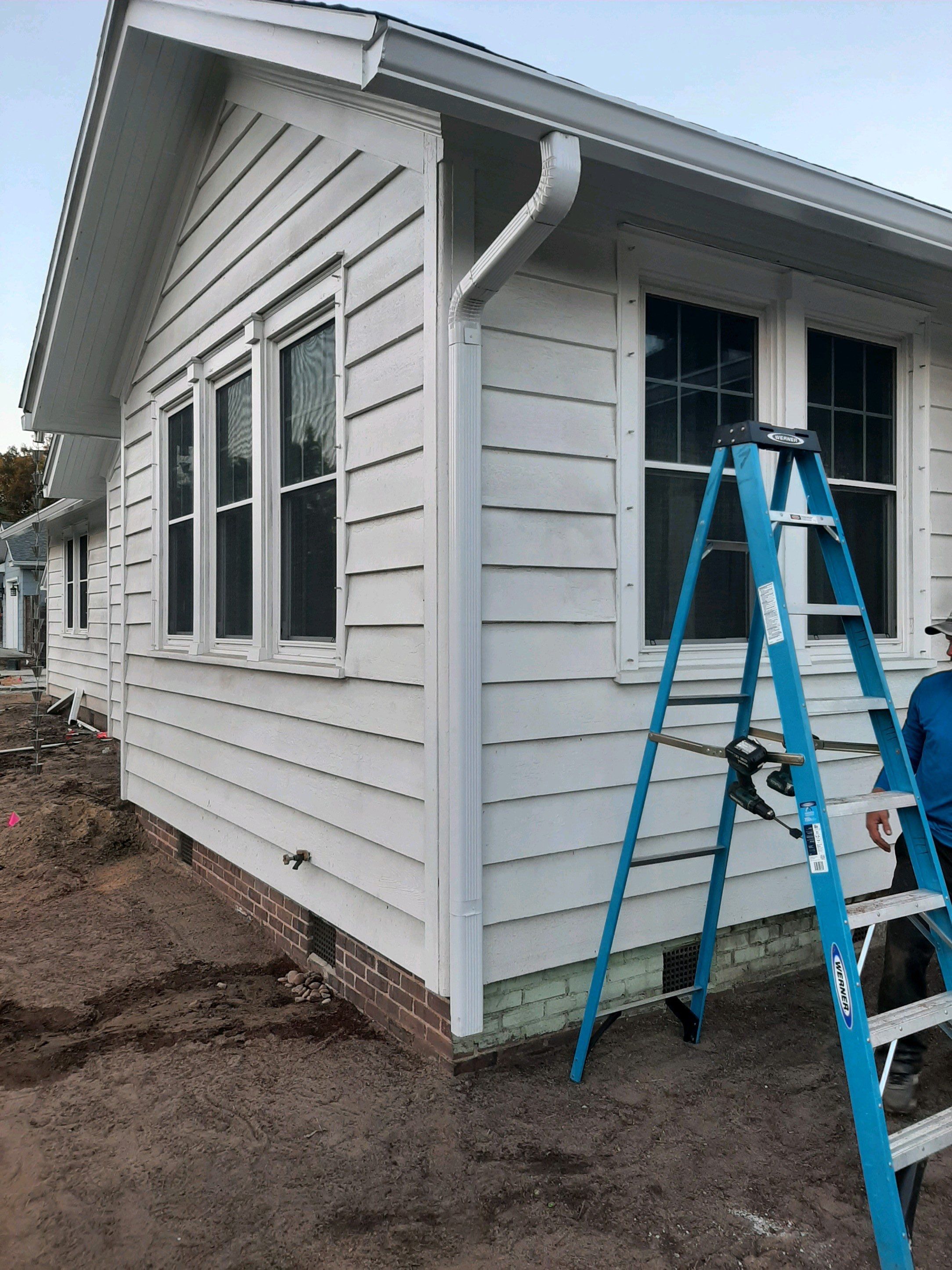 Gutter Installation using K-Style Seamless Gutters by Gutter Professors