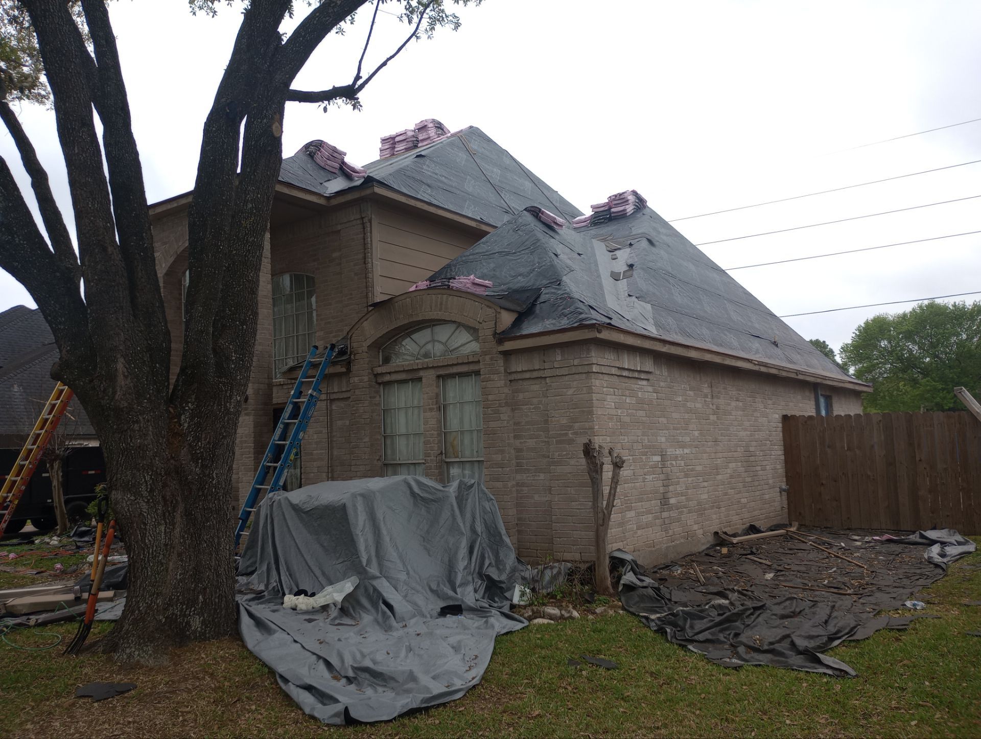 Residential Roofing Repair using Owen's Corning Duration (Lifetime) Shingles by Roof Repair Company