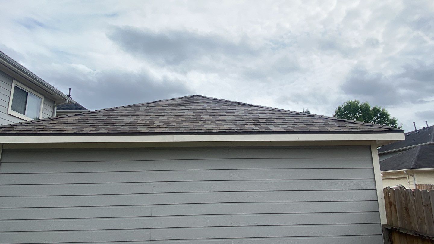 Residential Roofing Installation using Owen's Corning Duration (Lifetime) Shingles by Roof Repair Company
