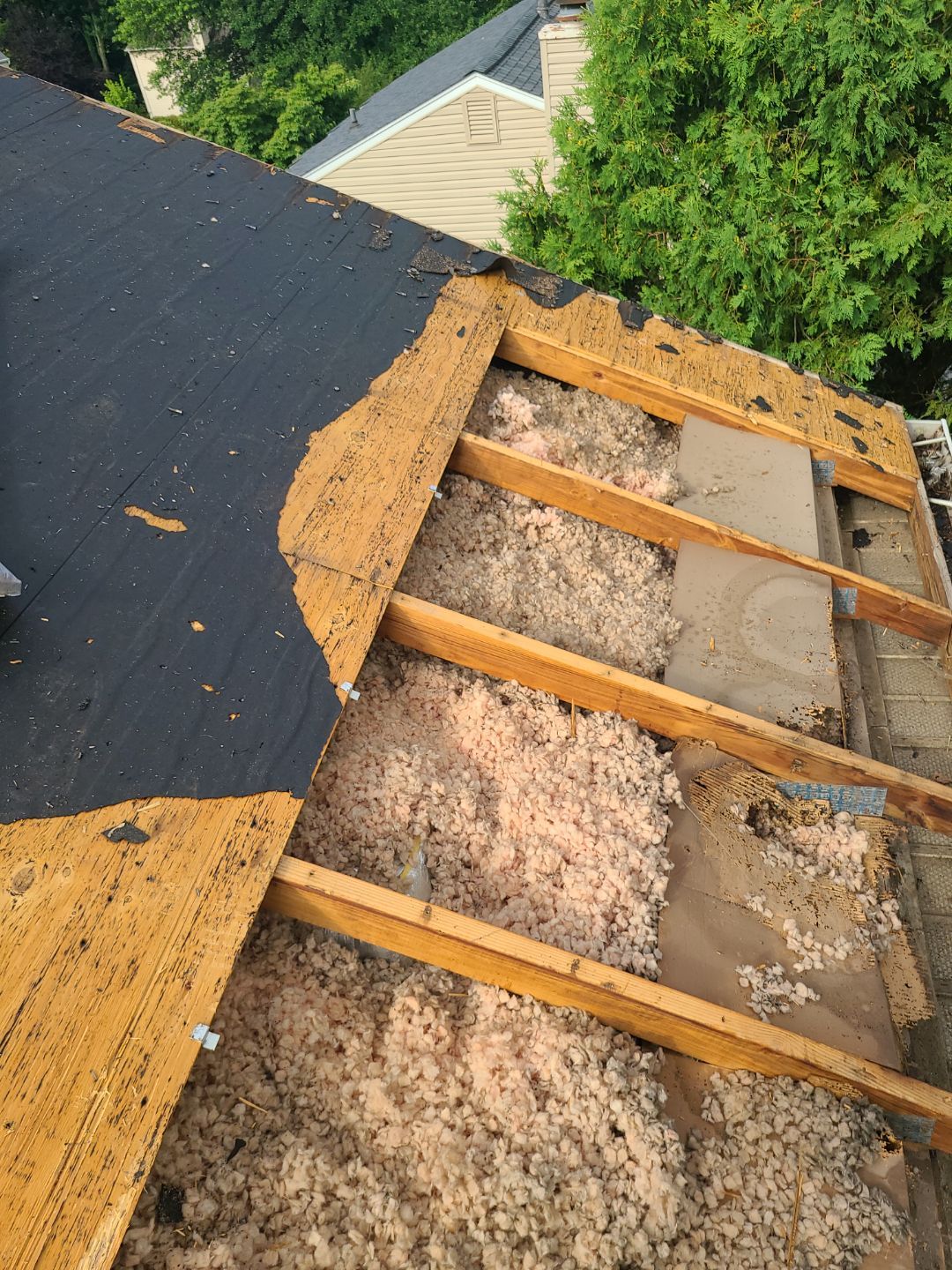 Falls Church: CertainTeed Landmark Pro Designer Shingles in Max Def Pewterwood by RM Banning, Inc.