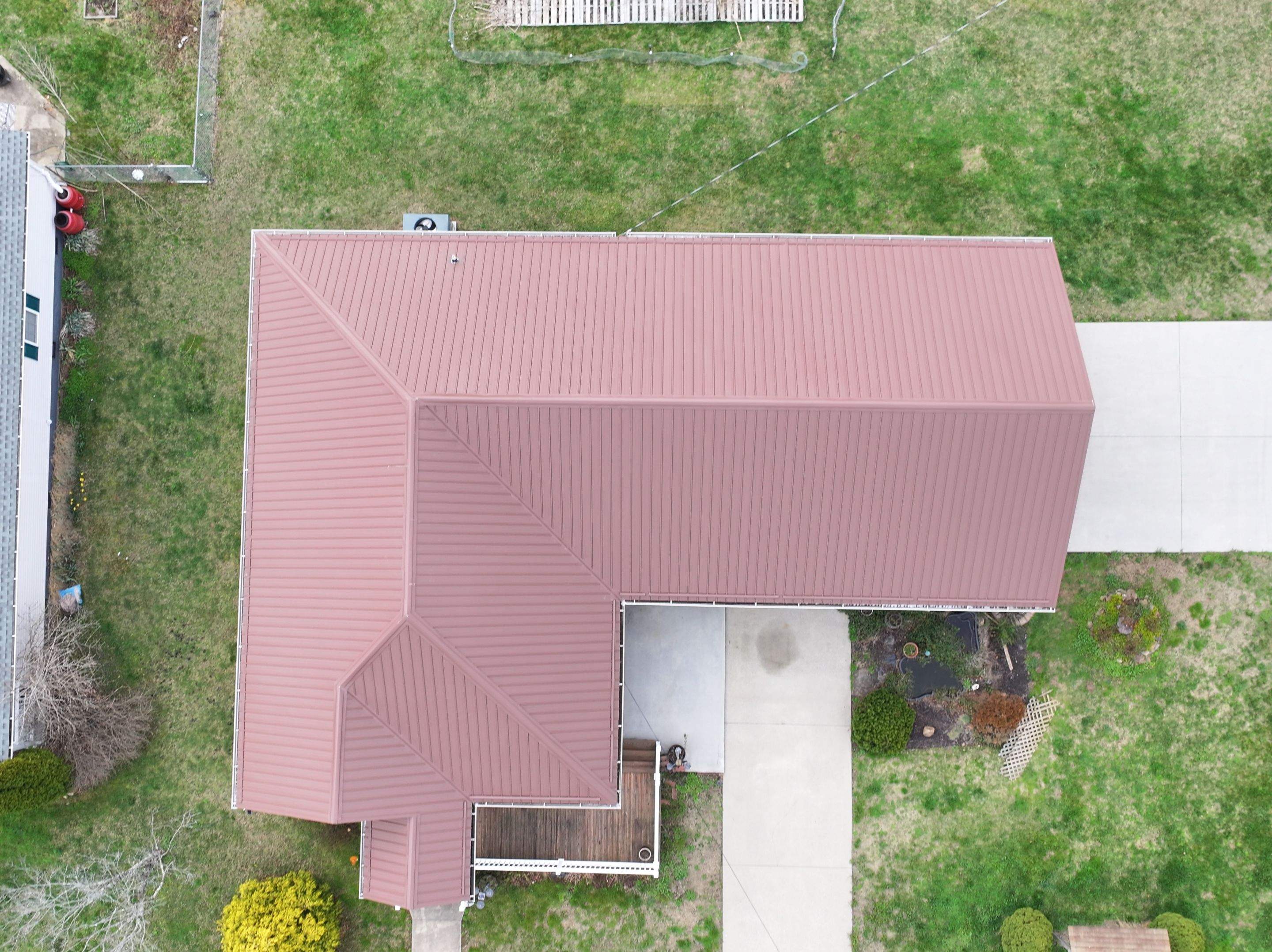 Carr Residence by Omnia Roofing