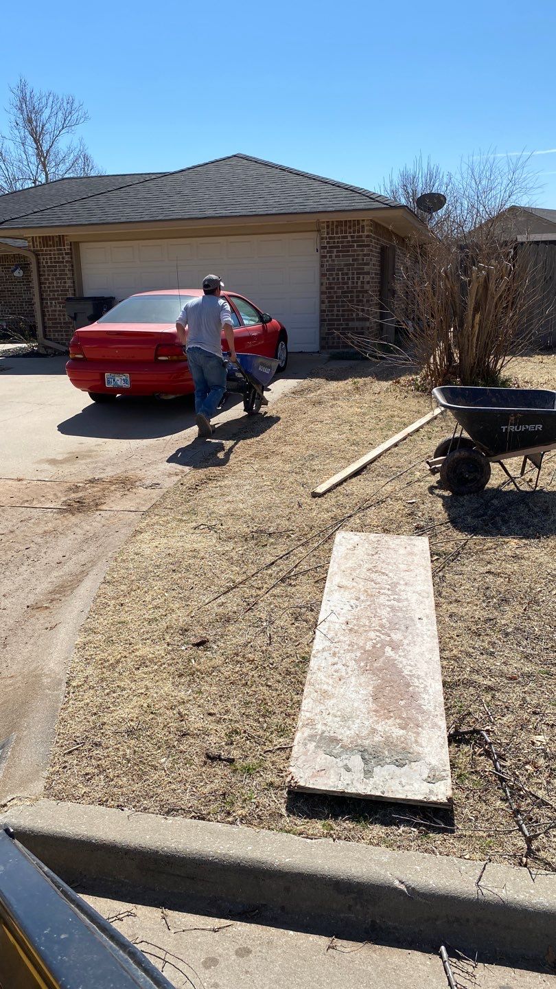 Concrete Patio by Clays Services Inc