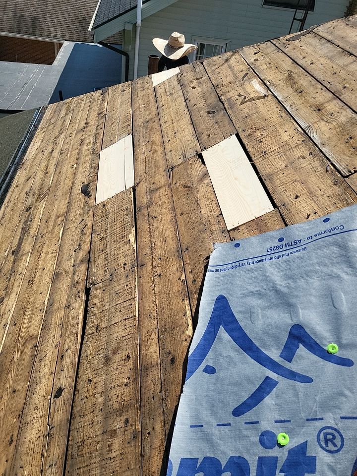 ATLAS PINNACLE COLOR: WEATHERED WOOD DRIP EDGE: MUSKET BROWN by Eagle Eye Roofing