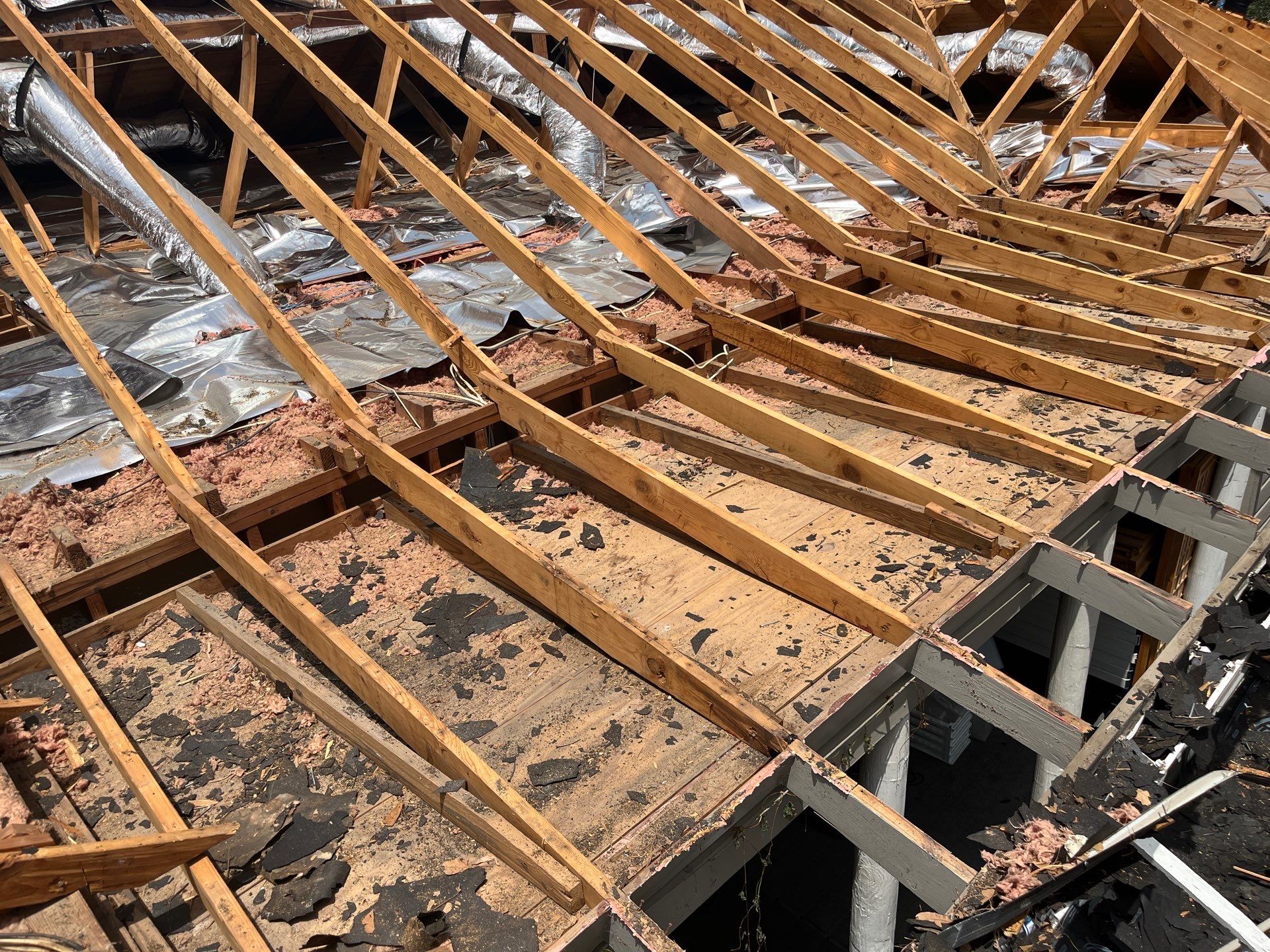 Residential Roofing Installation using Owen's Corning Duration (Lifetime) Shingles by Roof Repair Company
