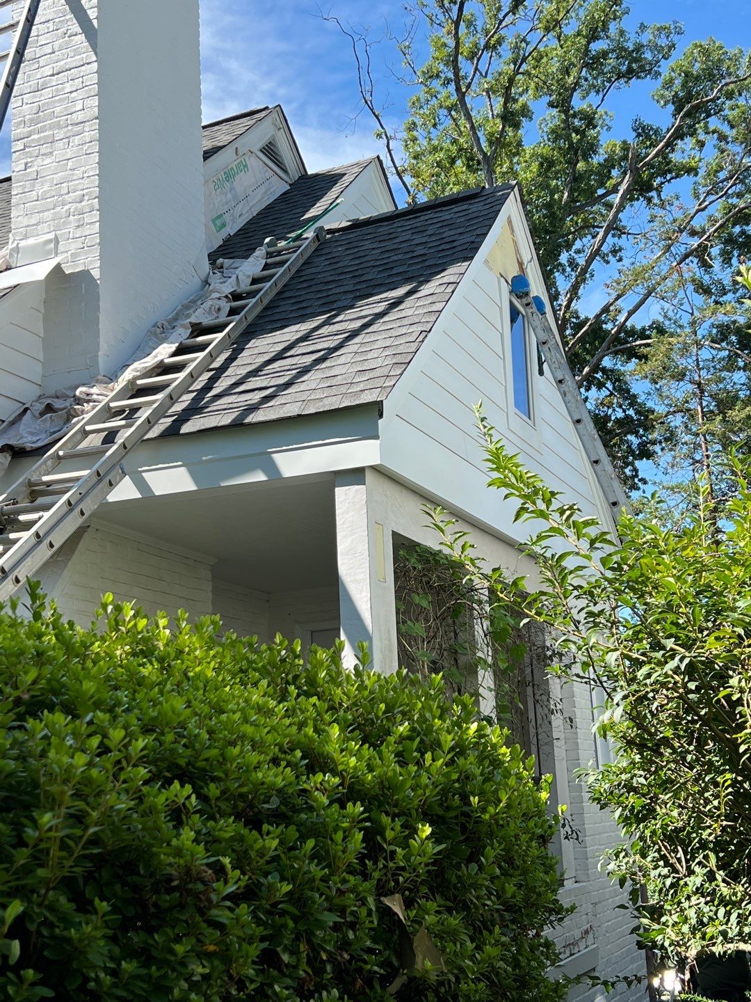 Arlington Hardie Installation - Arctic White by RM Banning, Inc.