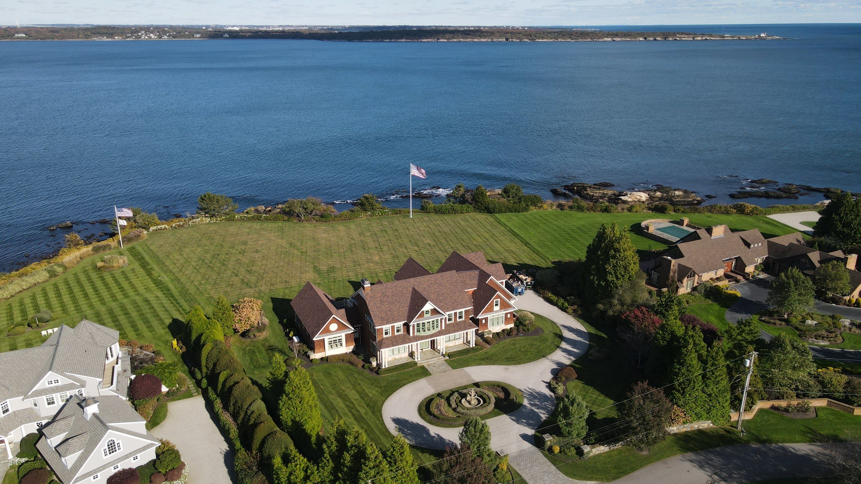 Narragansett Private Residence - Asphalt & Copper by Rinaldi Brothers