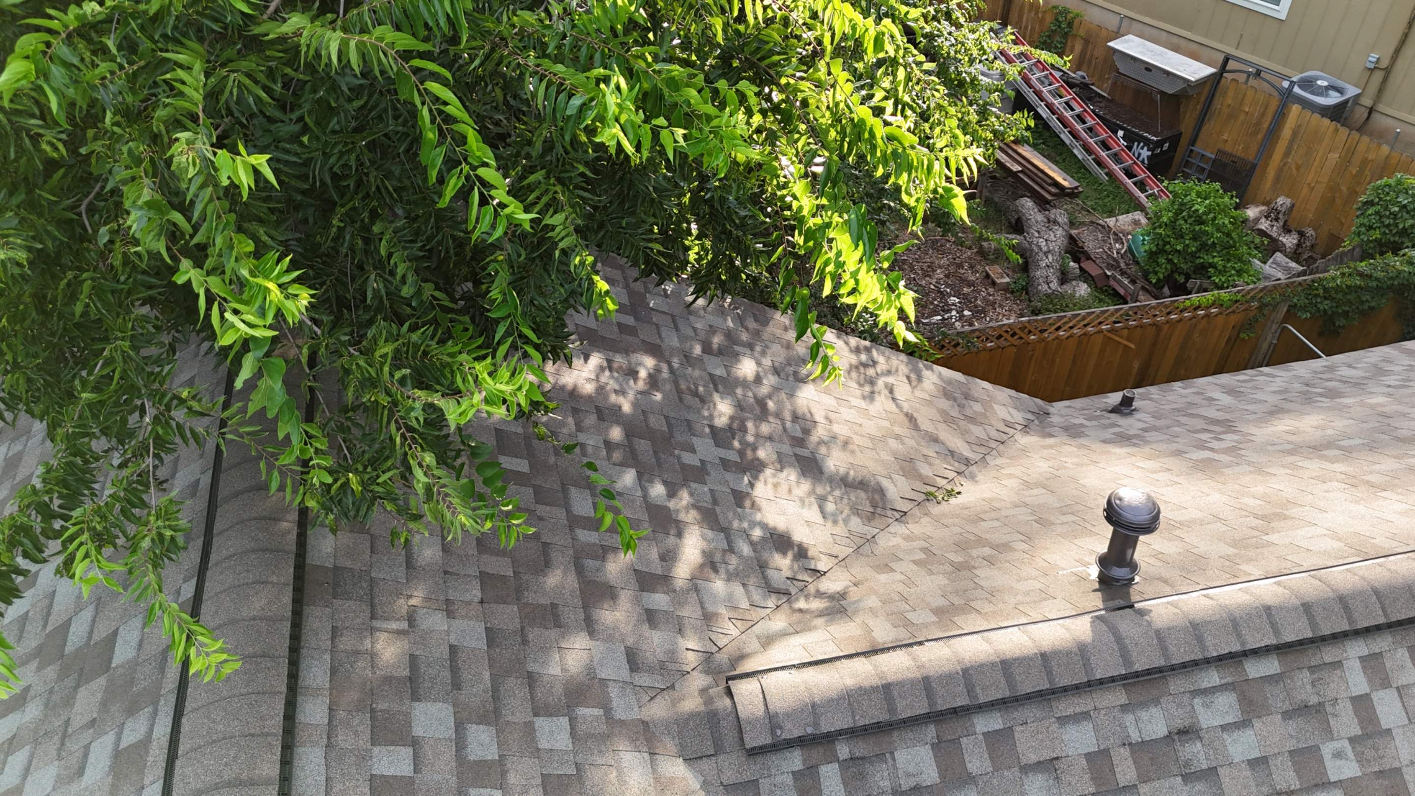 Driftwood - Owens Corning TruDefinition Duration by RoofsOnly.com