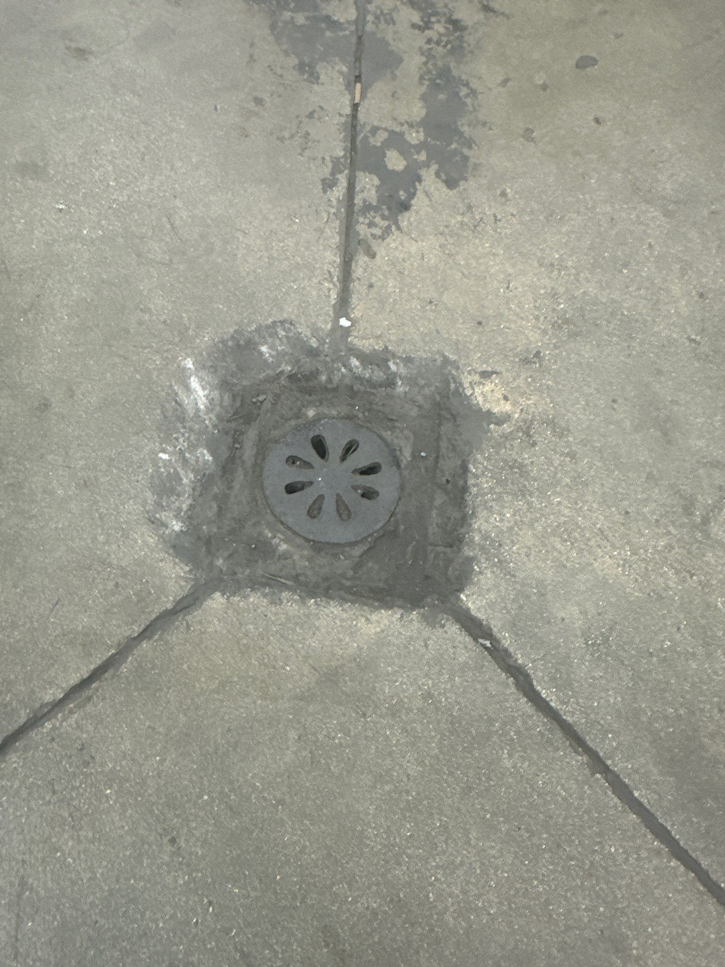 Warehouse Restoration by Seamless Surfaces