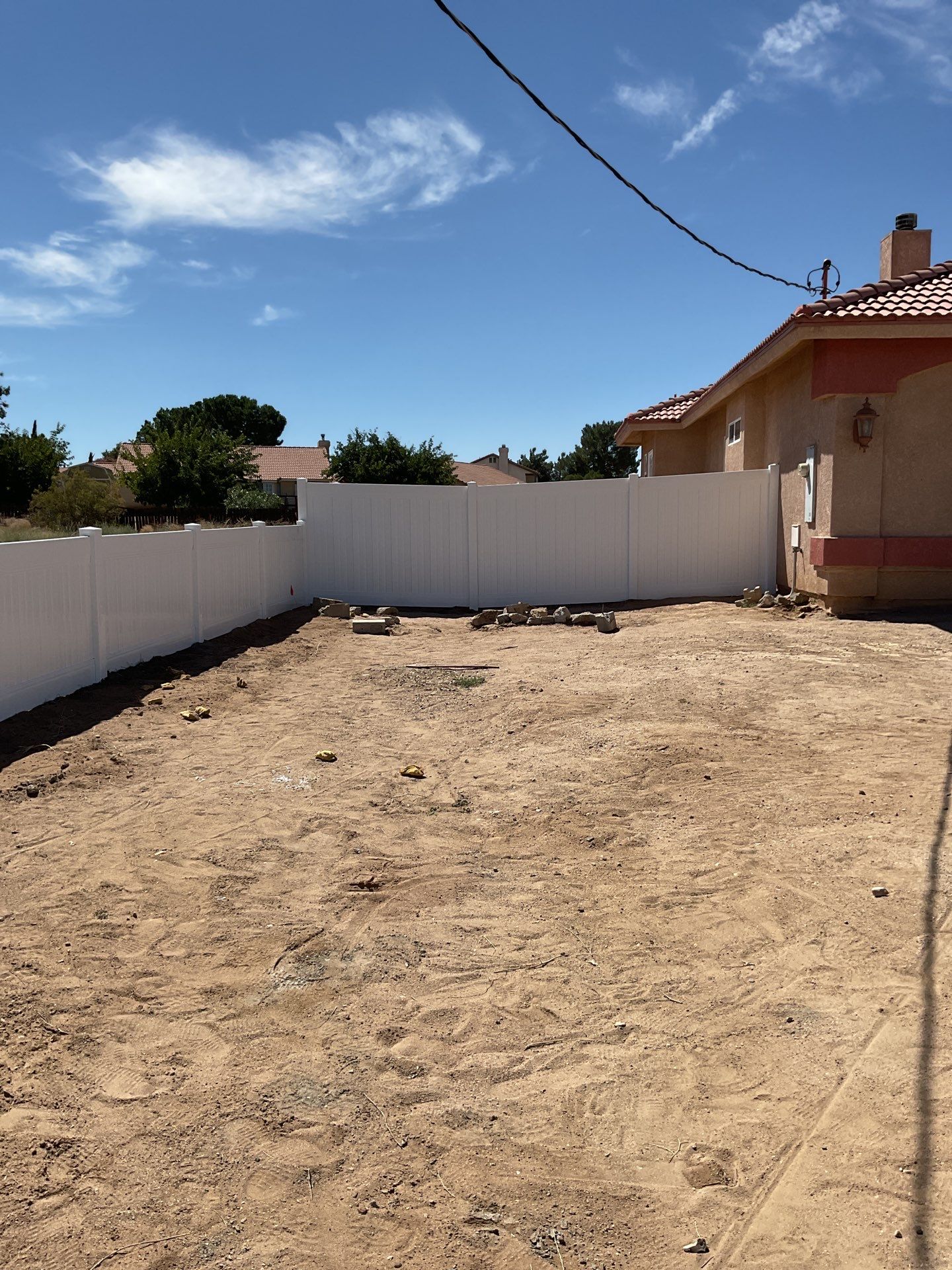 Fence Installation using vinyl pickett by Fence Guys Inc.