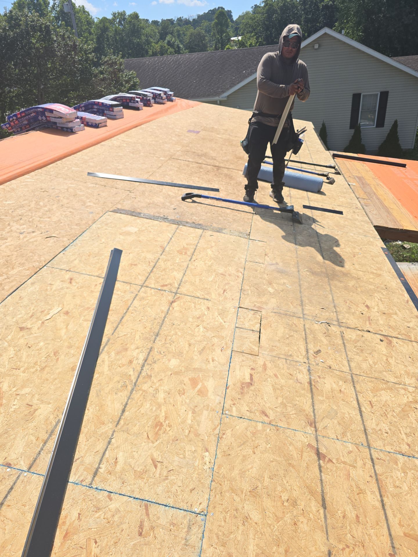 Residential Roofing Installation using GAF Timberline HDZ Charcoal by Rainstoppers Roofing