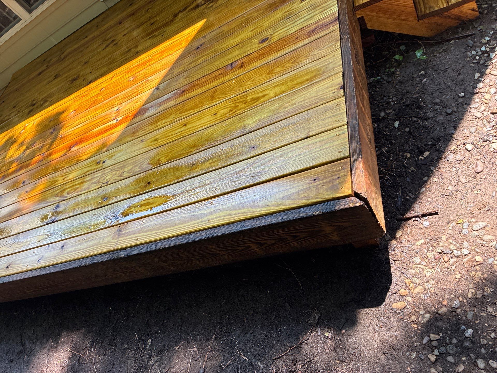 Deck using Wood Sealant by DuraSeal