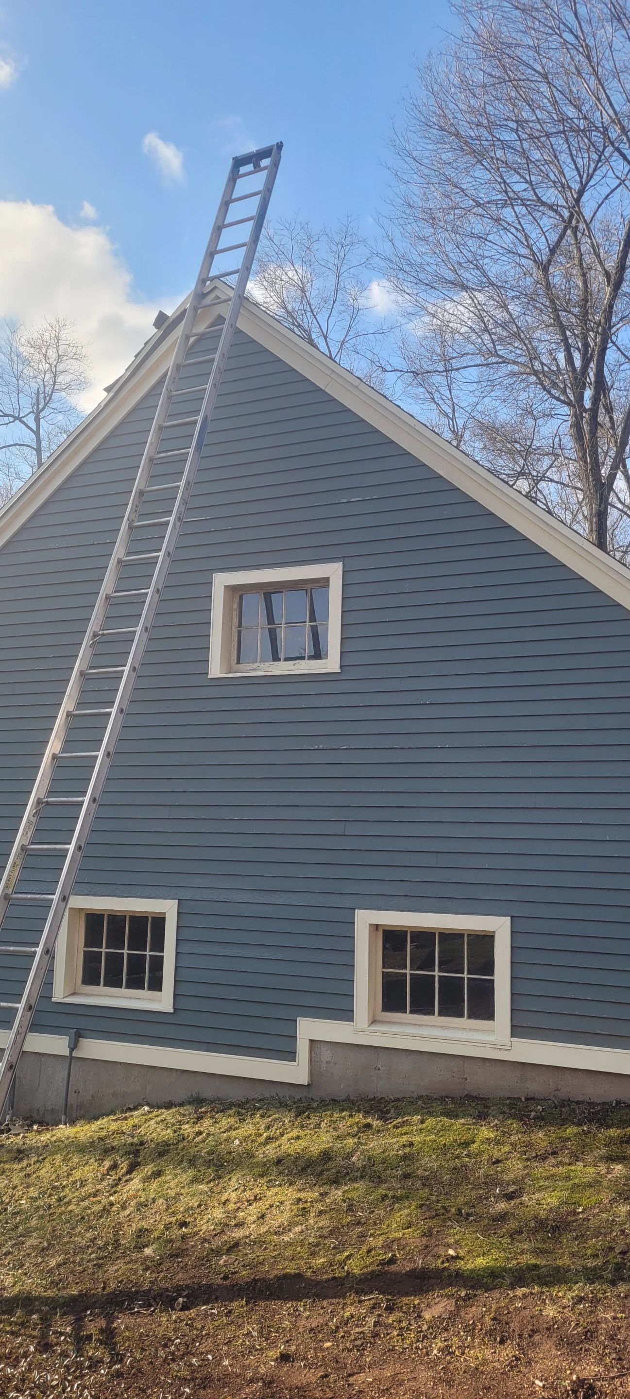 Flawless combination of style and strength; a brand new asphalt shingled roof by DiGiorgi by DiGiorgi Roofing and Siding Inc