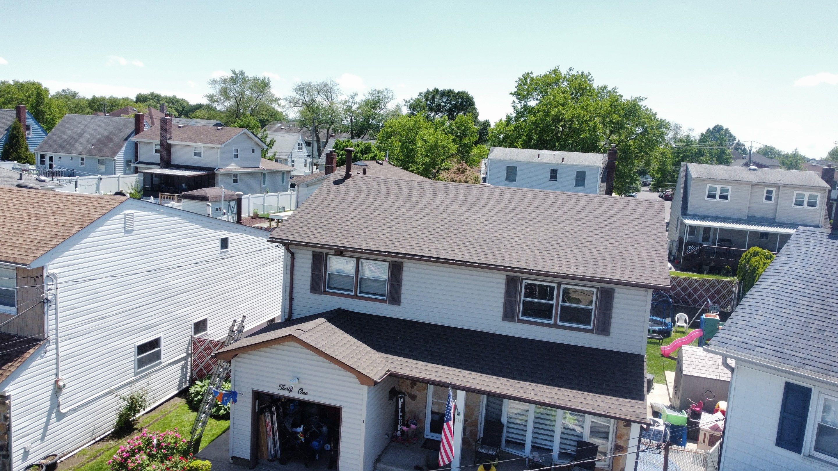 B&B ROOFING & GUTTERS. featured photo.