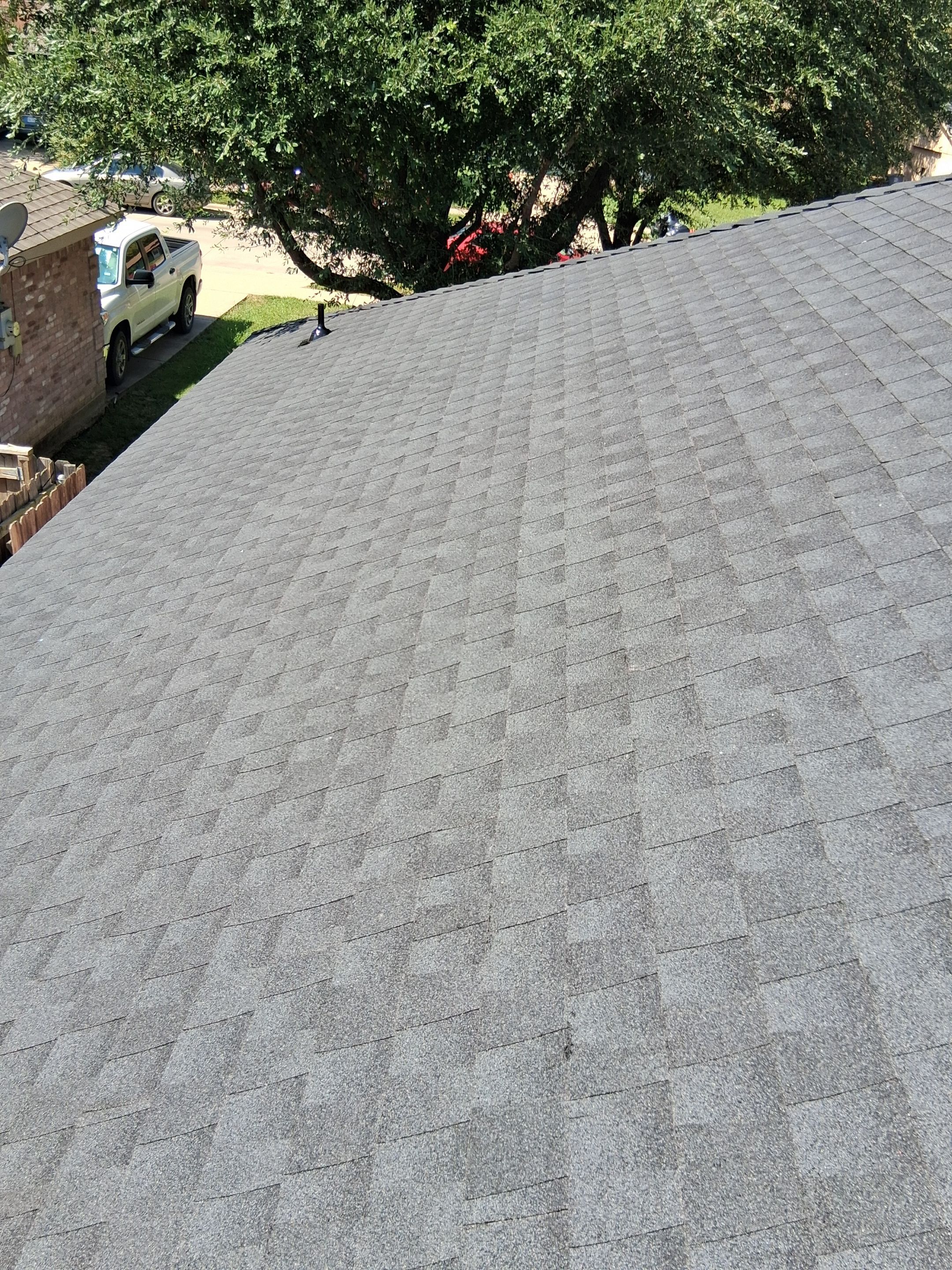 GAF Natural Shadow Charcoal  by Top Sun Roofing