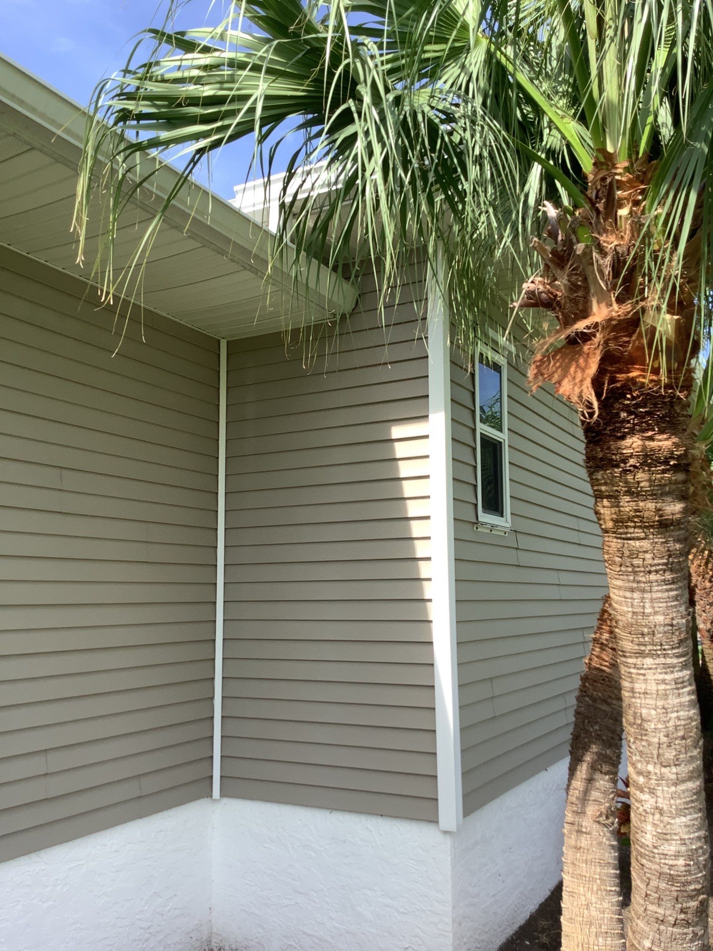 Gutter Repair and Replacement in Fort Myers FL by Gutter Professors