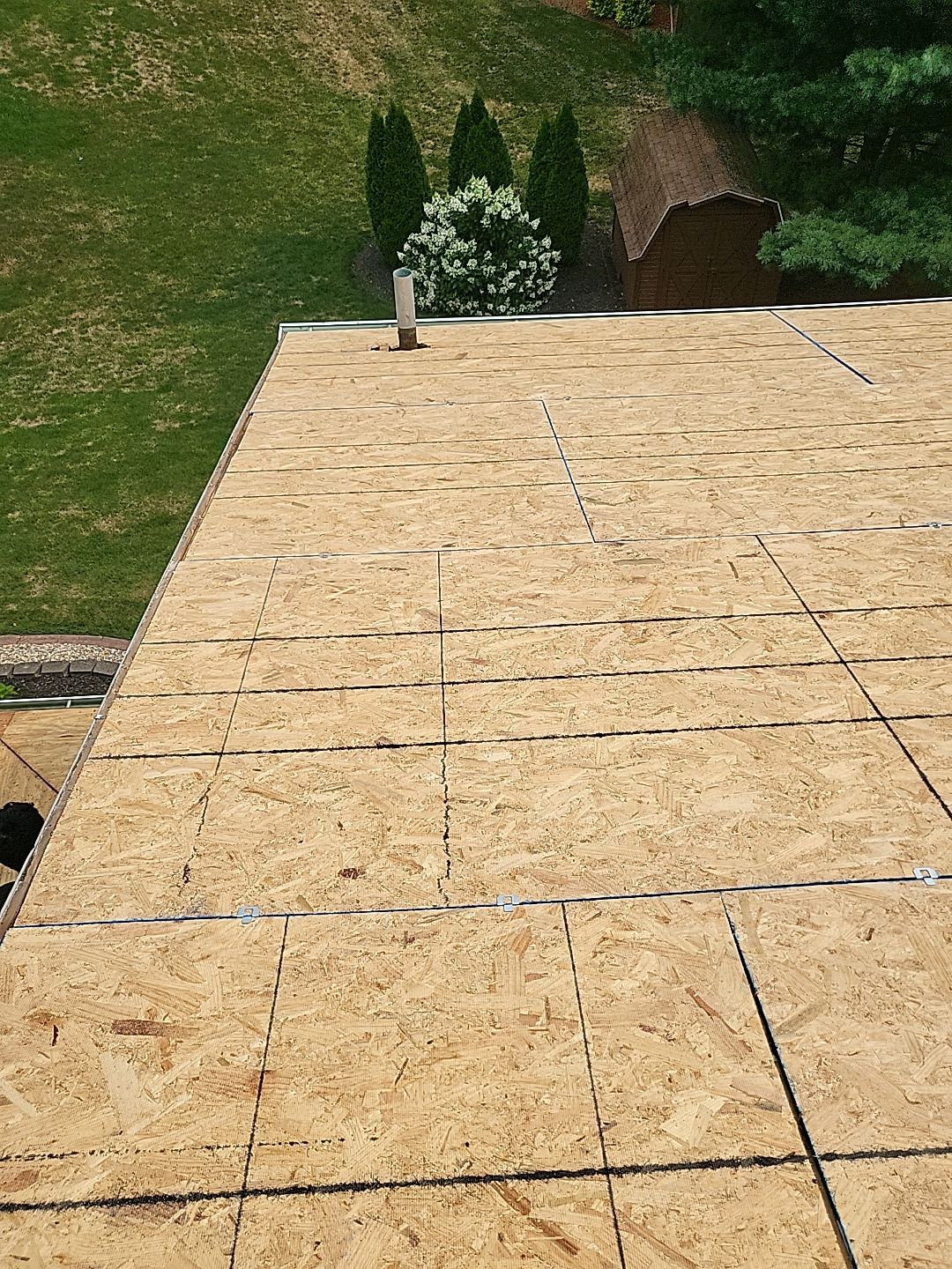 ATLAS PINNACLE COLOR: COASTAL GRANITE by Eagle Eye Roofing