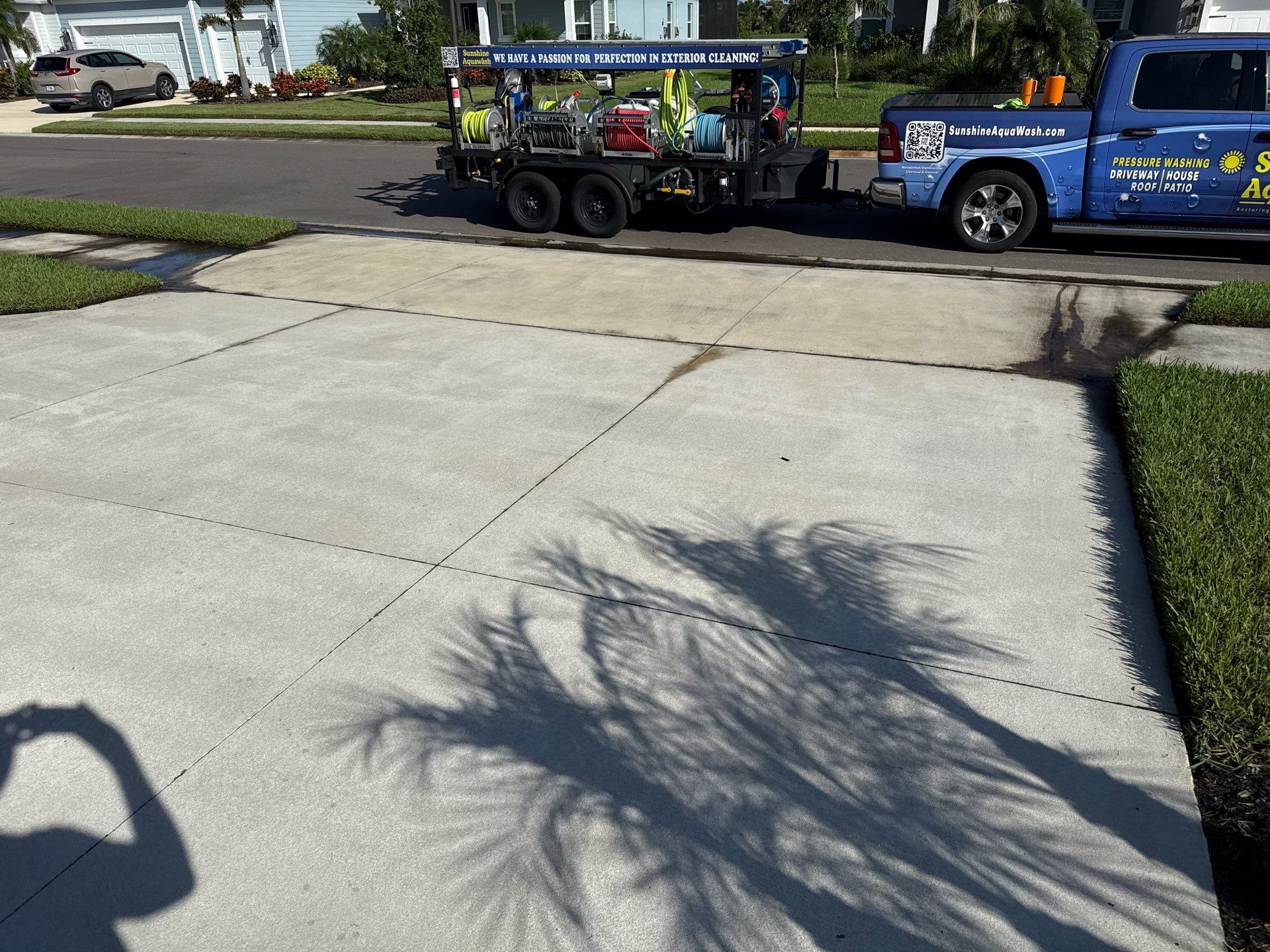 Concrete Driveway & Sidewalk Cleaning — Canoe Creek Community, Parrish, FL by Sunshine AquaWash