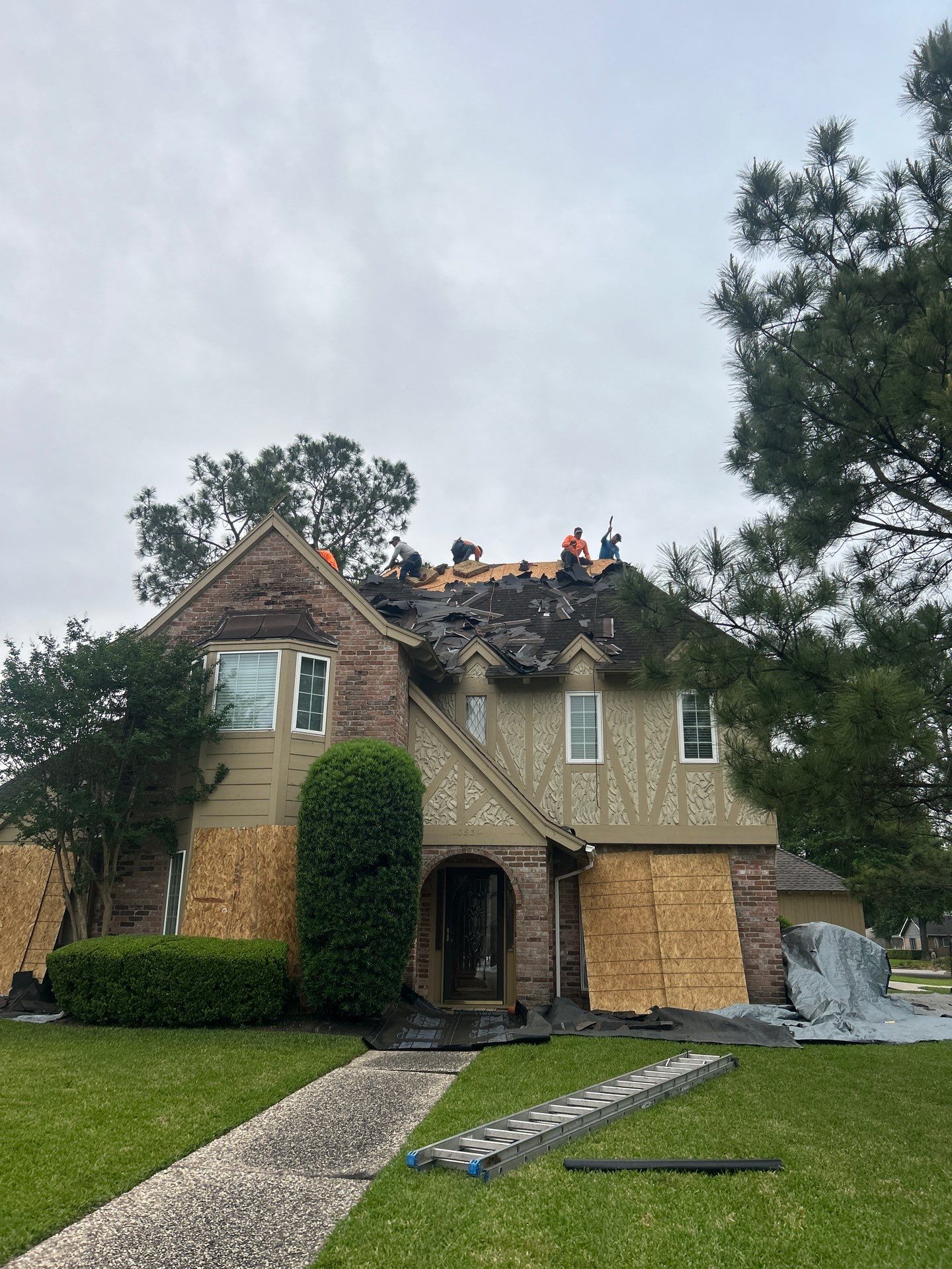Roof Replacement in Houston TX by Roof Repair Company