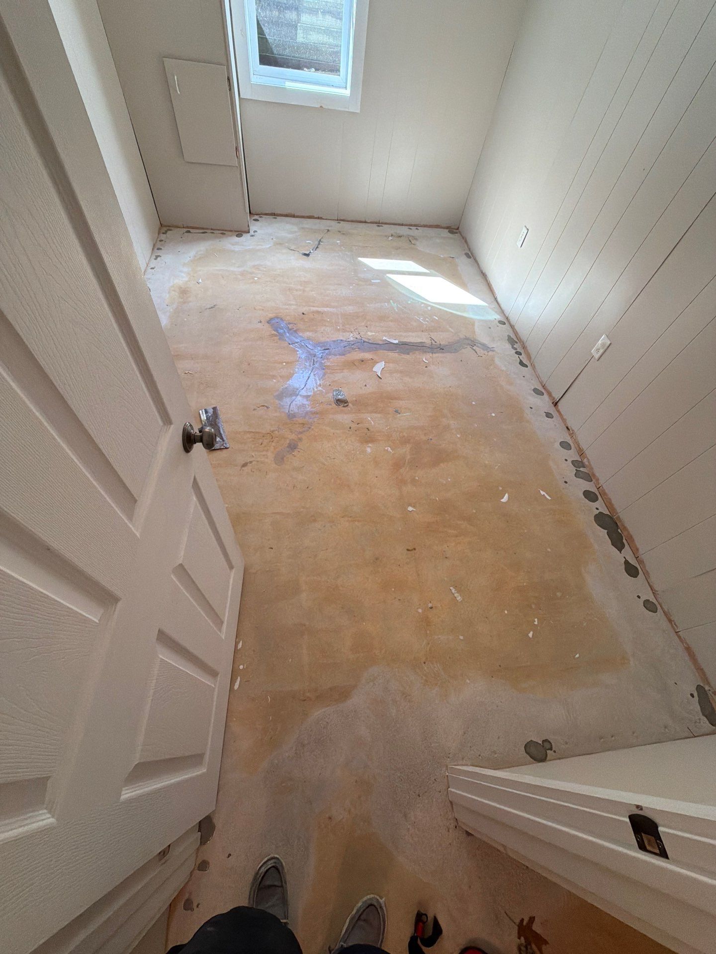 Custom Epoxy Flake Floor Installation for Spring Lake Residence by Gordon Painting