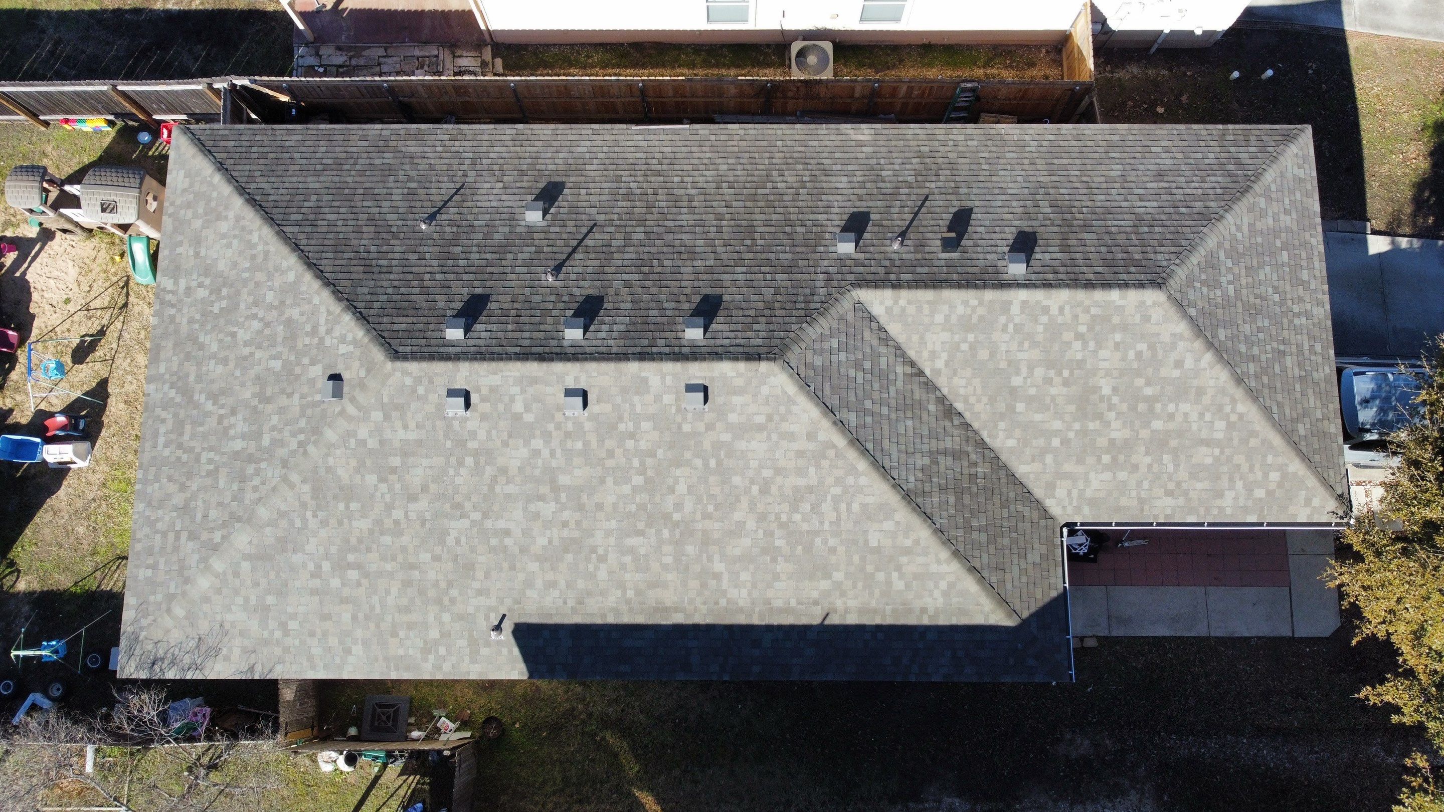 Residential Roofing Installation using Owens Corning Oakridge by Kstylez Roofing & Construction