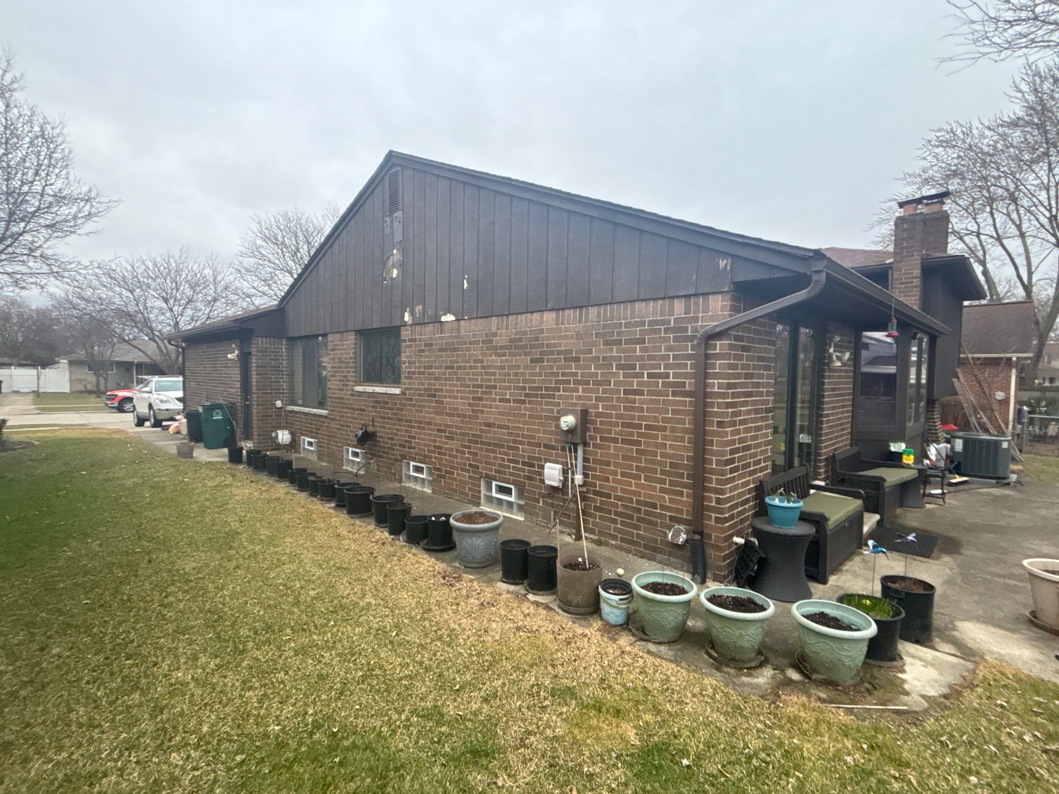 Siding Installation using Ascend 7" Composite Flagship Brown by 180 Contractors