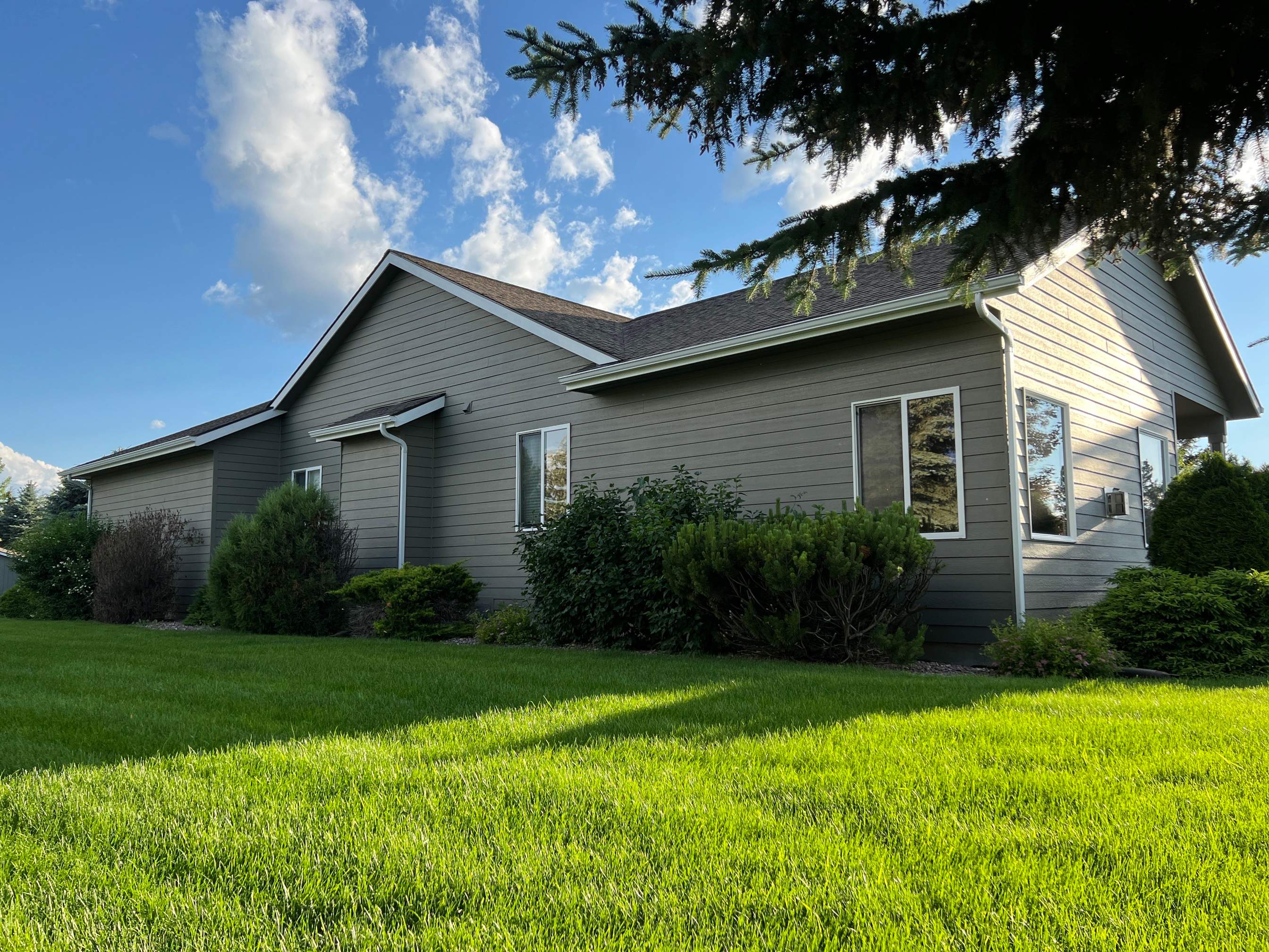 GAF Timberline HDZ - Charcoal by Montana Roofing Solutions