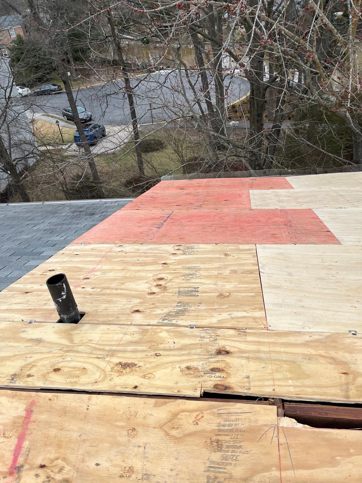 Alexandria Certainteed Landmark Roof in Colonial Slate by RM Banning, Inc.