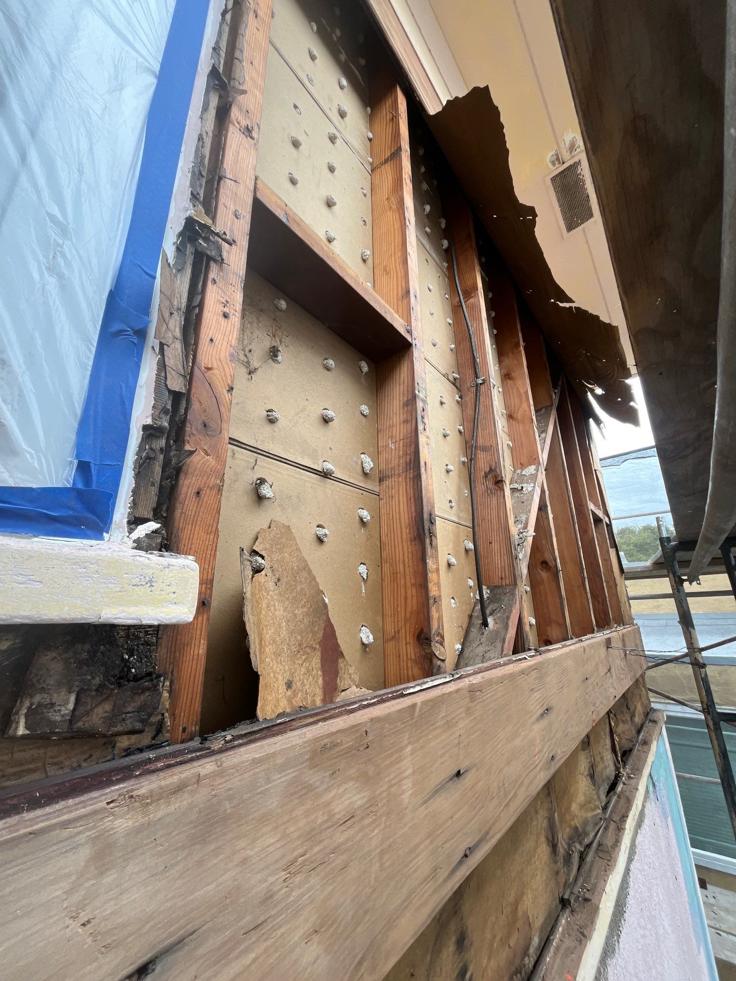 Exterior Painting using Sherwin-Williams  by Herrera’s Bay Area Painting inc.