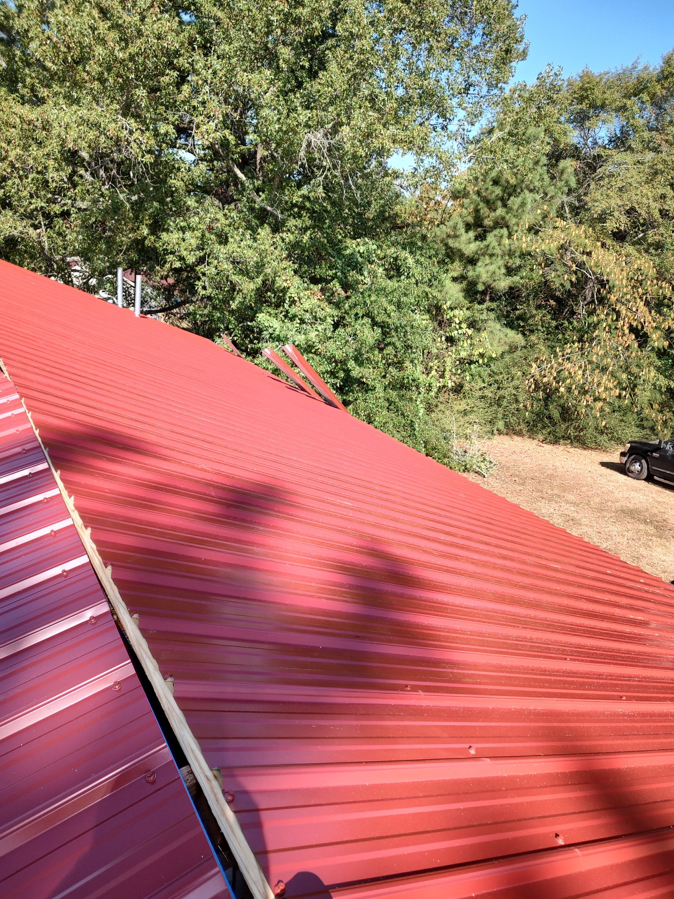 Commercial Metal Installation using Reed's Metals: 29 GA. Colored Commercial Panel by Hostetler Roofing