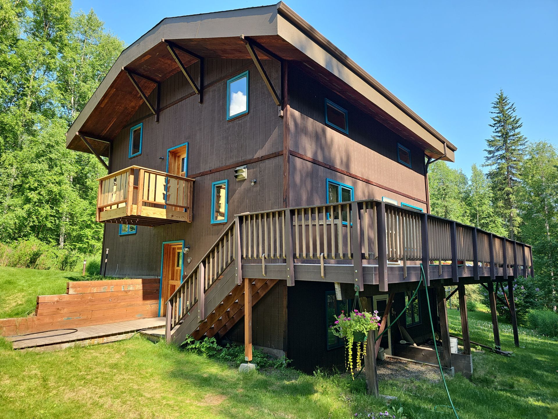 Exterior Refresh by Midnight Sun Painting