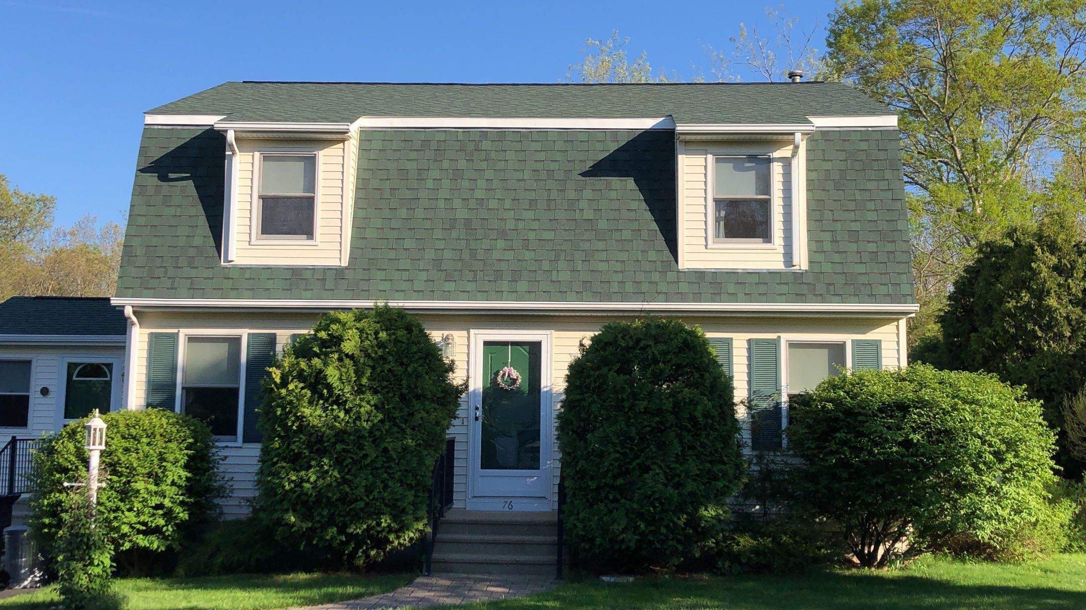 Hunter Green Roofs by Pinnacle Roofing & Skylights