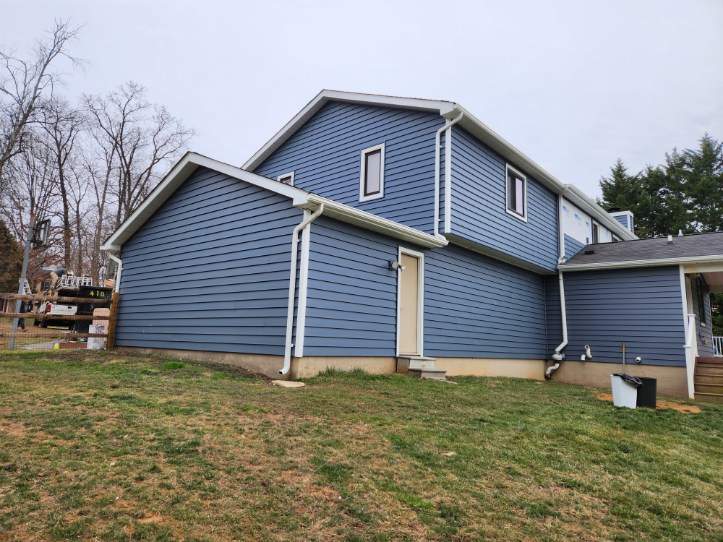 Siding Replacement | Certainteed Pacific Blue by American Home Contractors