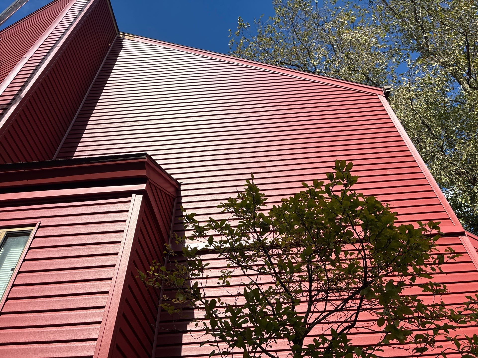 Mastic Quest Full Russet Red Home in Pittsburgh by Ideal Siding Pittsburgh
