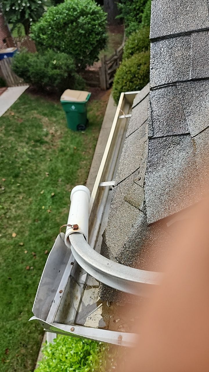 House Wash using cleaner by Power Wash Masters LLC