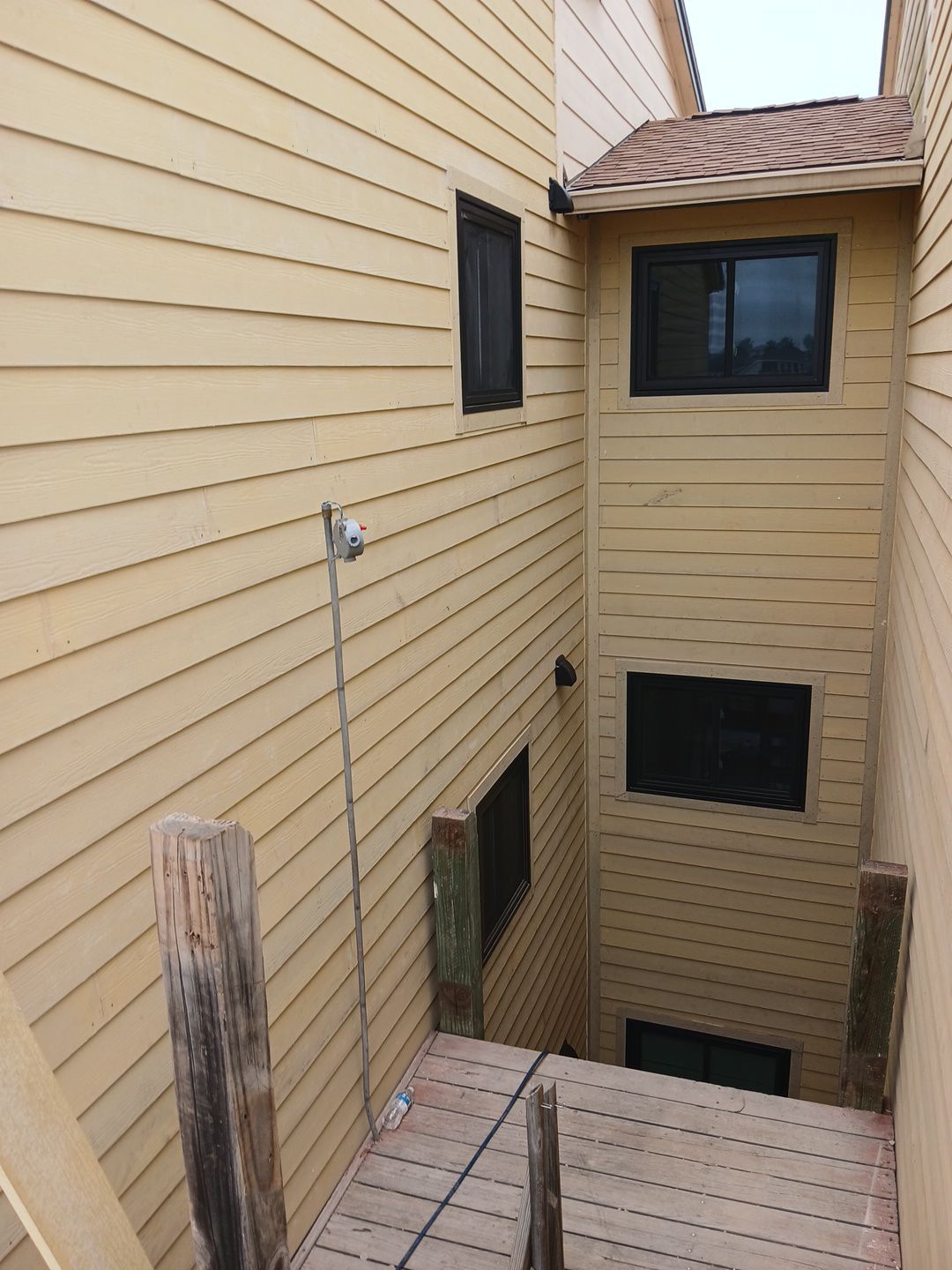Exterior remodel Fortuna Bay Condos by Bayfront Roofing and Construction