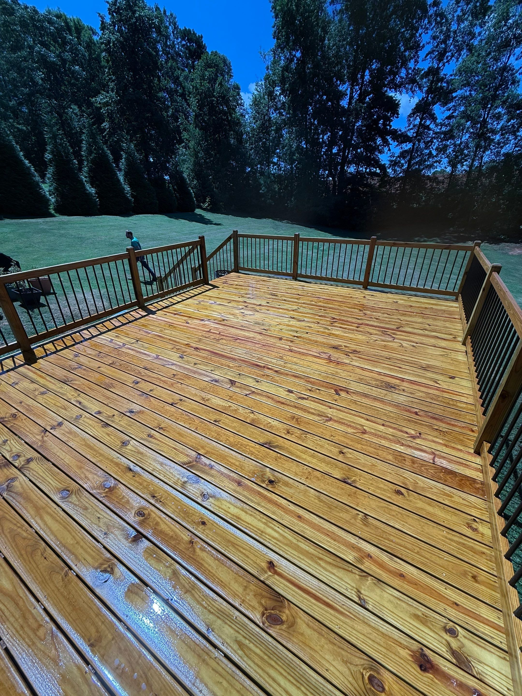 Wood Deck using Wood Sealant by DuraSeal