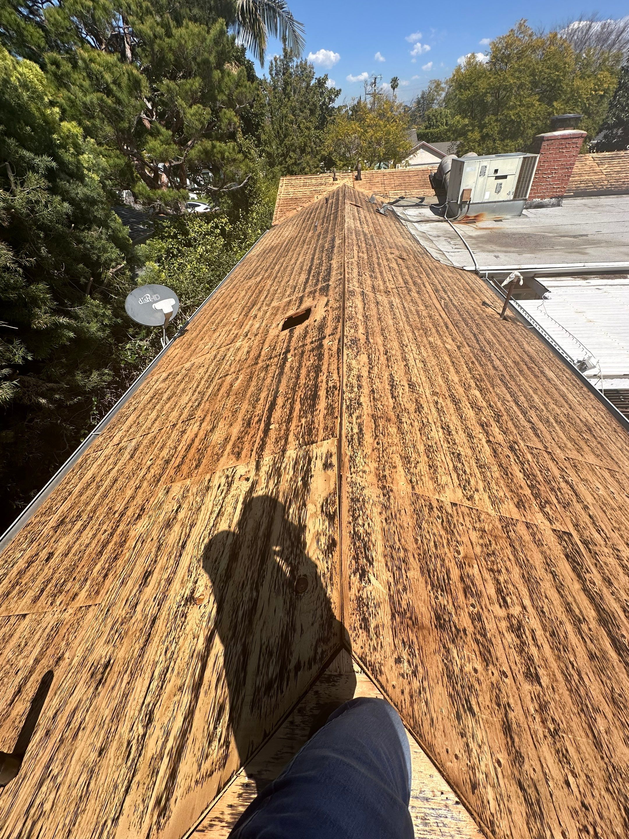 Roof Replacement - Los Angeles, CA 91423 by Epic Roof Replacement