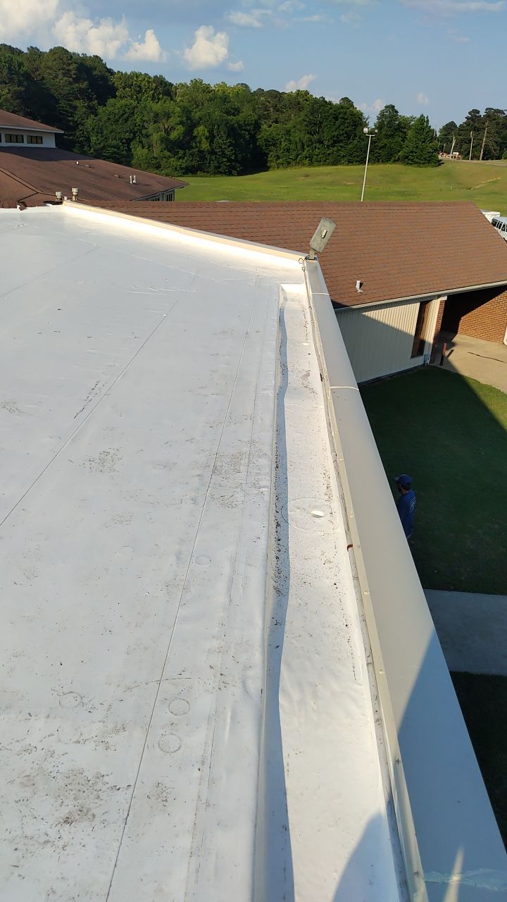 First Assembly of God, De Queen, Arkansas by Hostetler Roofing