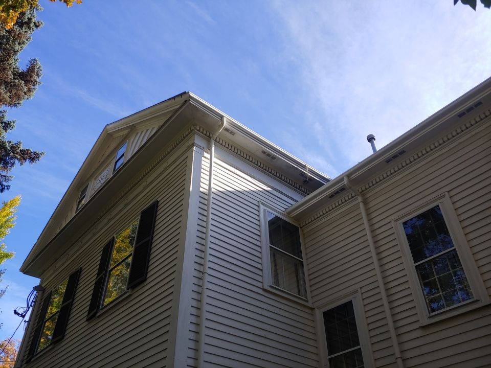 Winchester, MA Gutter Installation using 4x5 FiberGlass Gutter with Moulding by Gutter Pro Enterprises