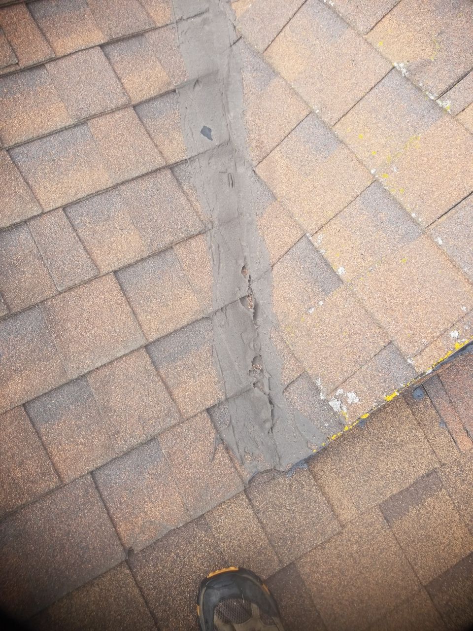 Residential Roofing Installation using GAF timberline HDZ shingles by Gellings Roofing & Siding