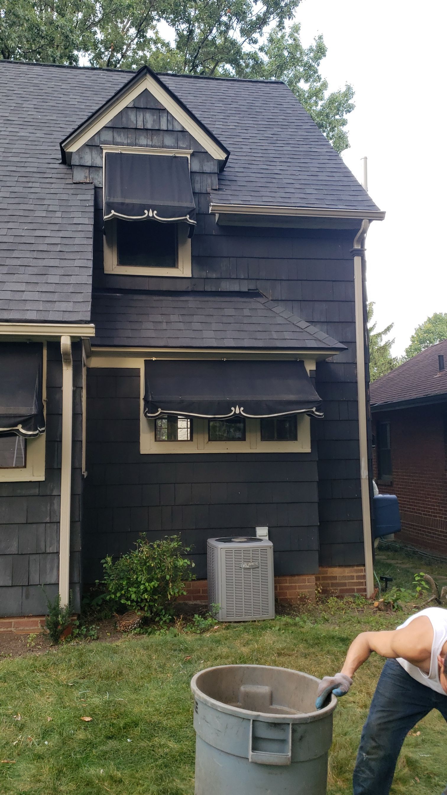 Atlas Pinnacle Pristine Scotchgard: Black Drip Edge: Black by Eagle Eye Roofing