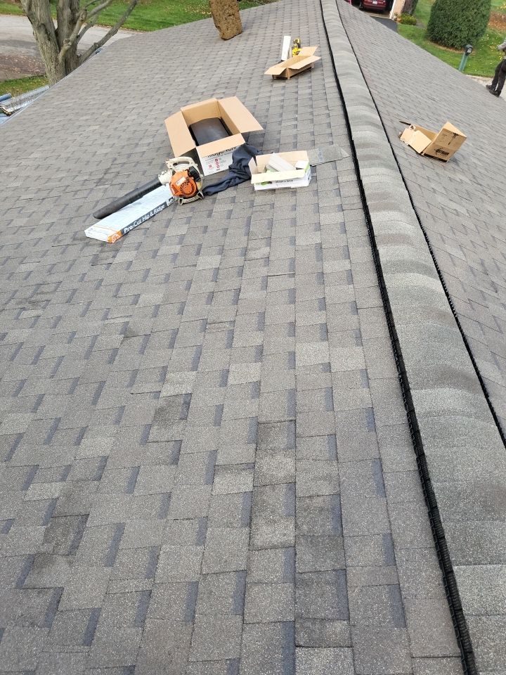 ATLAS PINNACLE COLOR: PRISTINE SCOTCHGARD WEATHERED DRIP EDGE: MUSKET BROWN by Eagle Eye Roofing