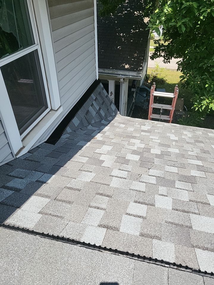 ATLAS PINNACLE COLOR: COASTAL GRANITE by Eagle Eye Roofing