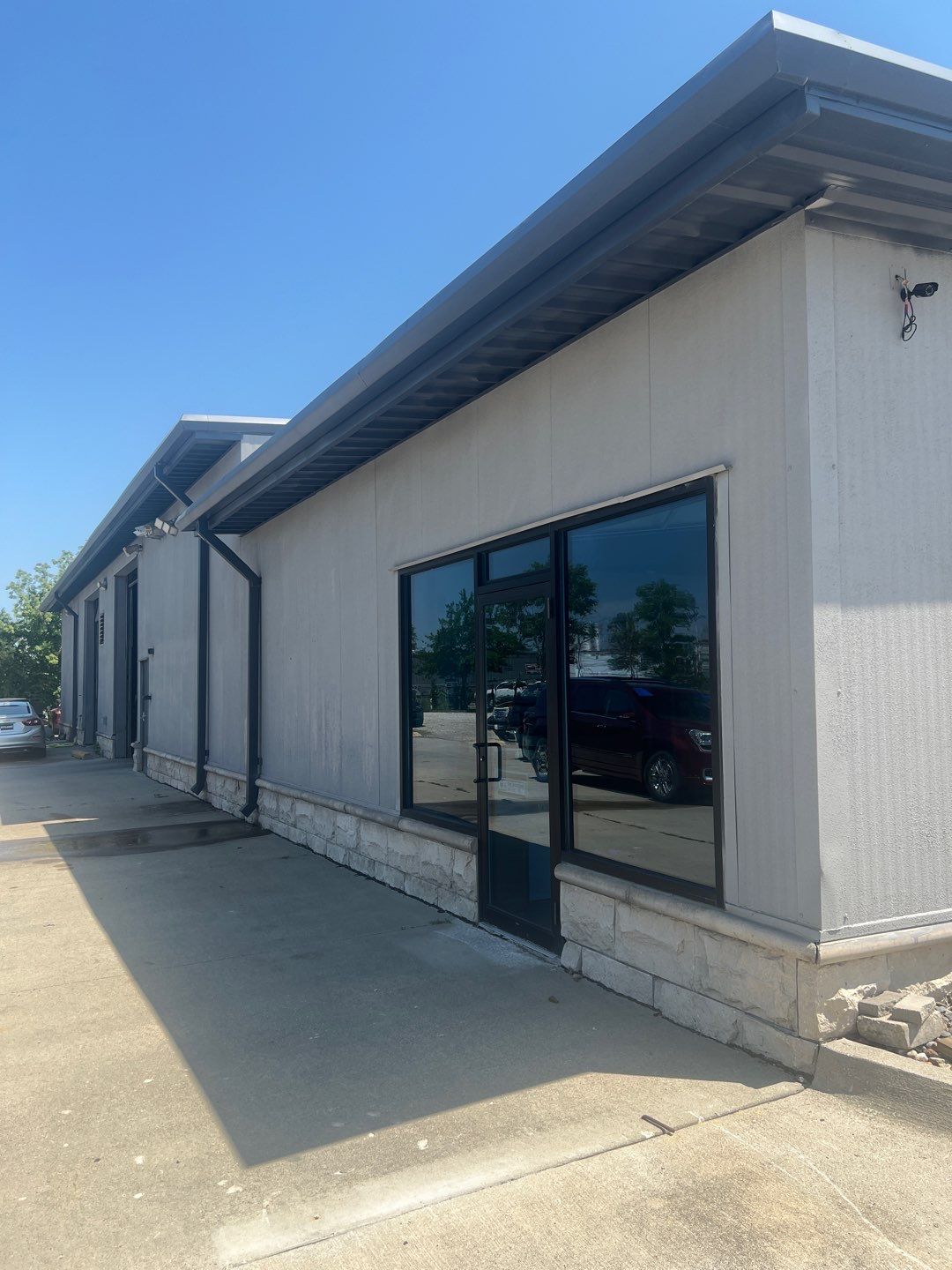 Mckee Body Shop Repaint by Cutting edge painting 