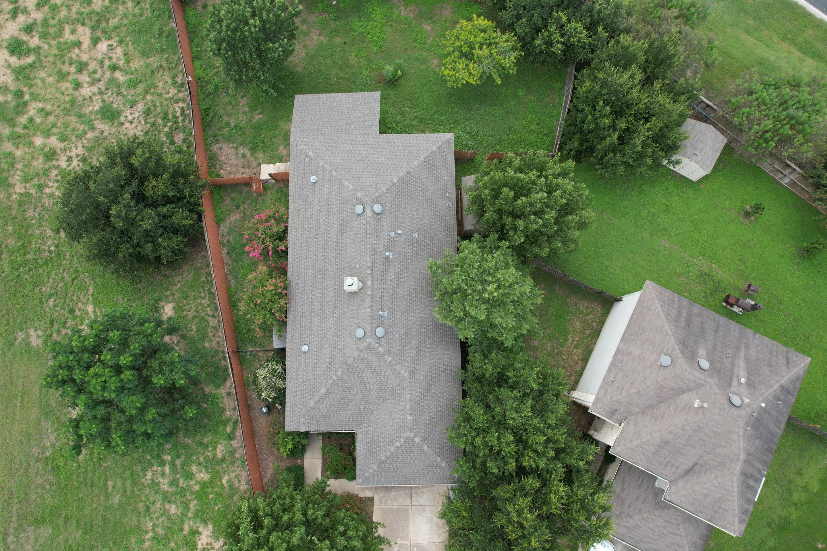 TAMKO Titan XT Weathered Wood by STX Roofing