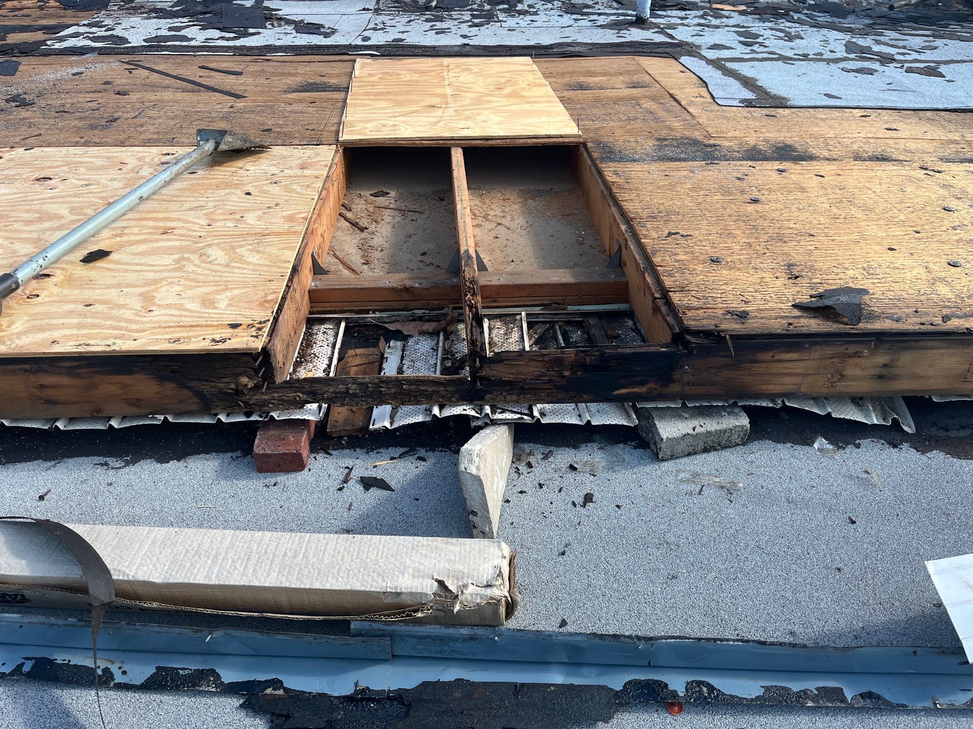Project in St. Petersburg 33711 by Mitchell Roofing Company LLC 