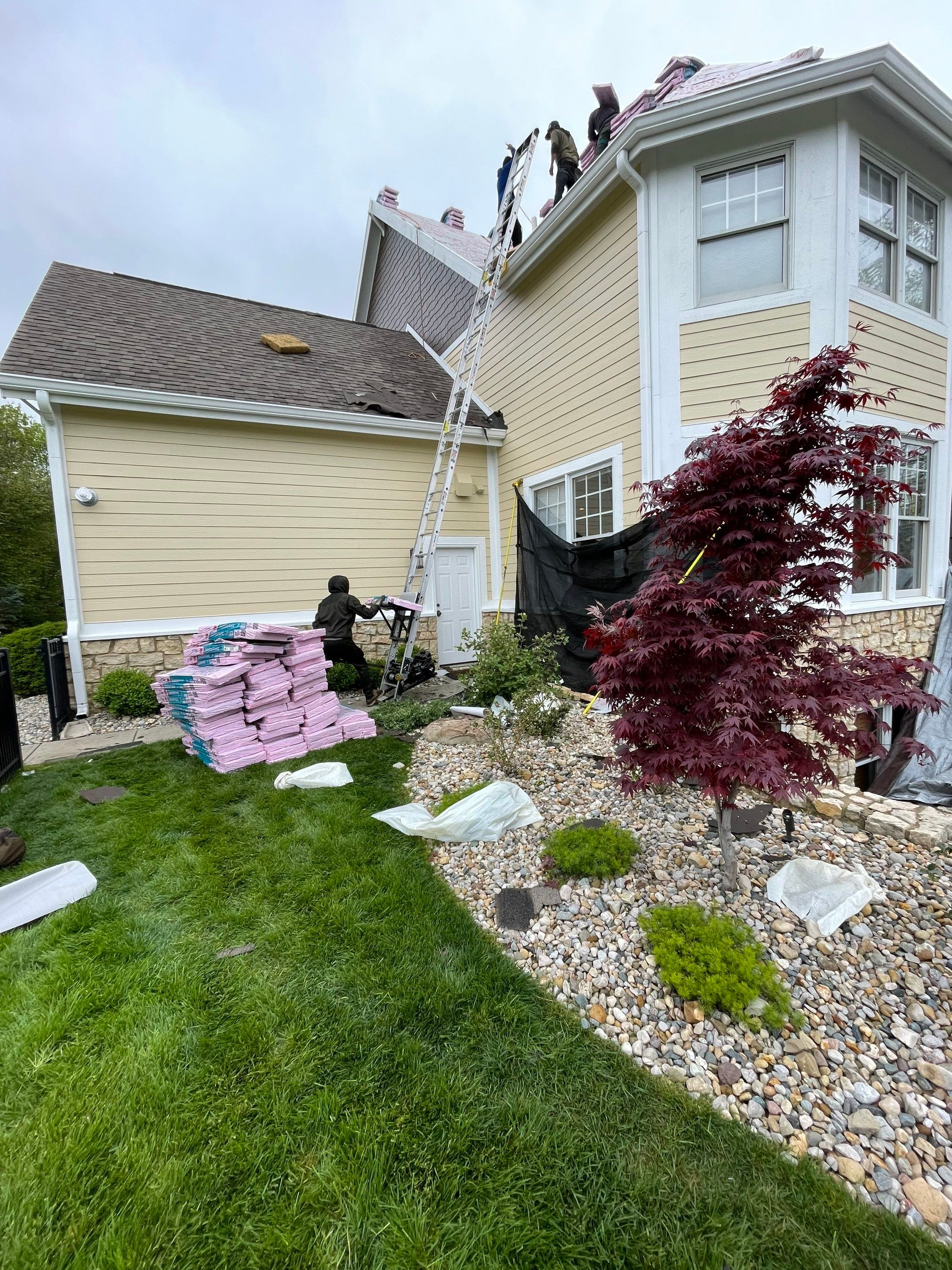 Roof Damage using Owens Corning Duration Storm by 317 Roofing & Restorations