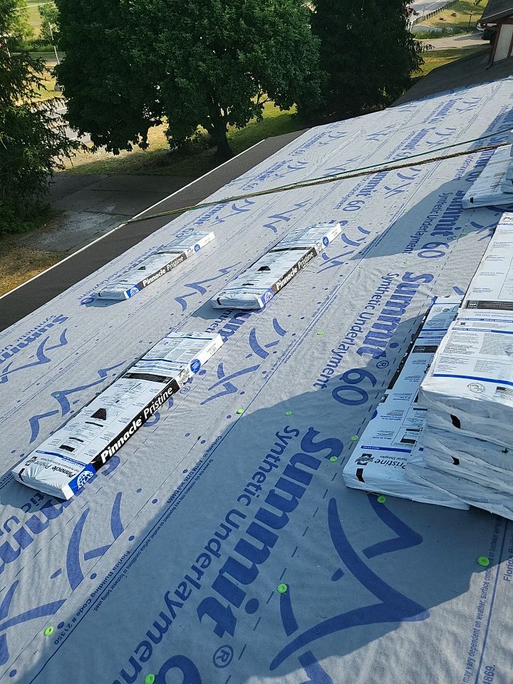 ATLAS PINNACLE COLOR: SUMMER STORM by Eagle Eye Roofing