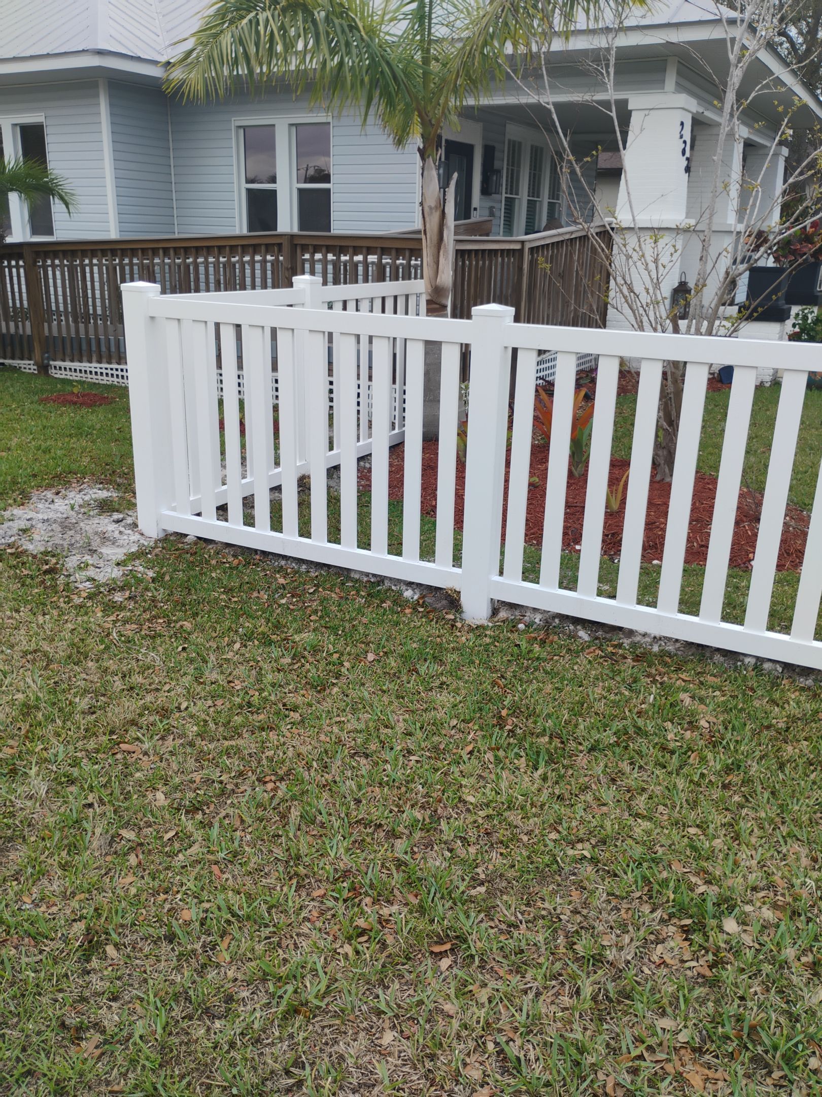 Vinyl Fence for Valerie's House by True Fence LLC