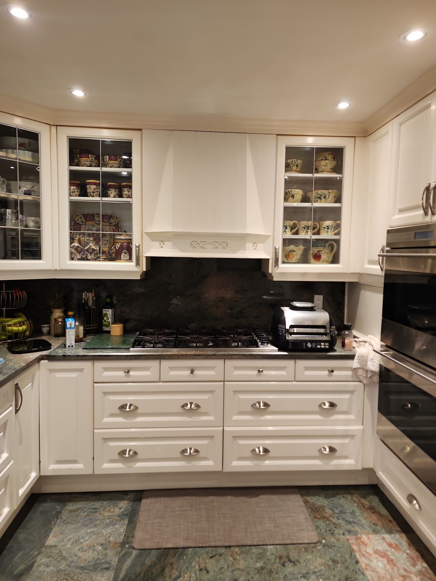 Full Interior Home Painting and Kitchen Cabinet Refinishing in Vaughan by GTA HOME PAINTING